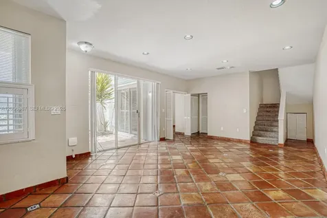 941 Doveplum Court Hollywood FL 33019