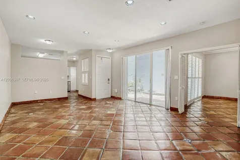 941 Doveplum Court Hollywood FL 33019