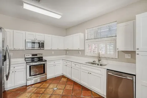 941 Doveplum Court Hollywood FL 33019