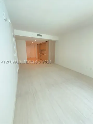 77 SE 5th Street Miami FL 33131