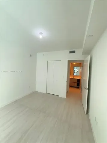 77 SE 5th Street Miami FL 33131