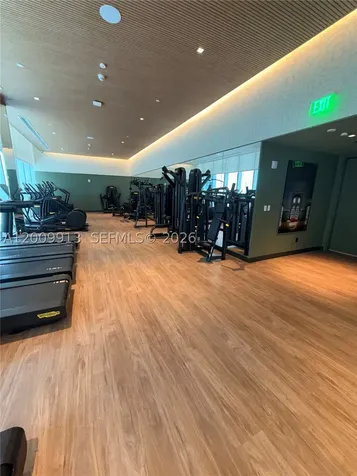77 SE 5th Street Miami FL 33131