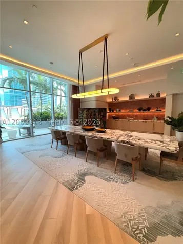 77 SE 5th Street Miami FL 33131