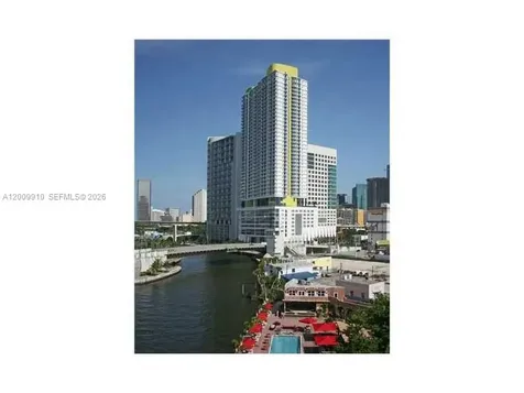 185 SW 7th Street Miami FL 33130