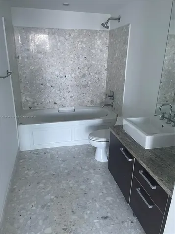 185 SW 7th Street Miami FL 33130