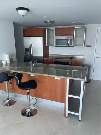 185 SW 7th Street Miami FL 33130