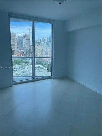 185 SW 7th Street Miami FL 33130