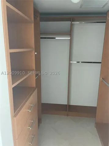 185 SW 7th Street Miami FL 33130