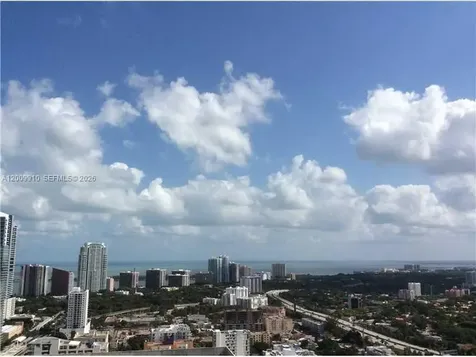 185 SW 7th Street Miami FL 33130