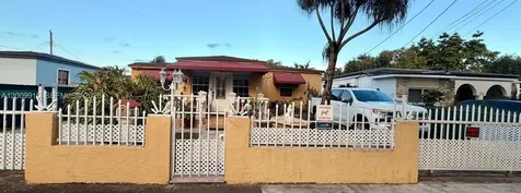 1825 NW 33rd Avenue Miami FL 33125