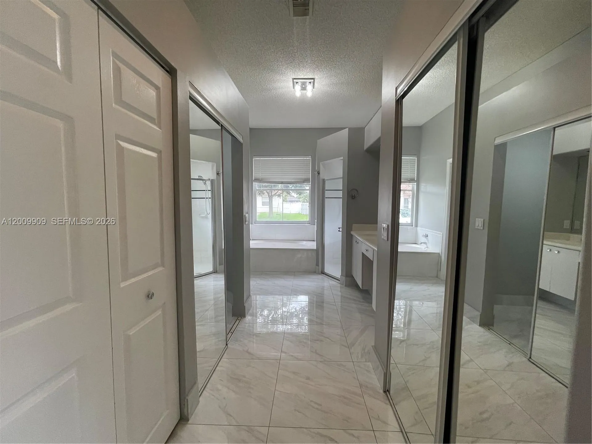 5263 SW 34th Way Hollywood FL 33312