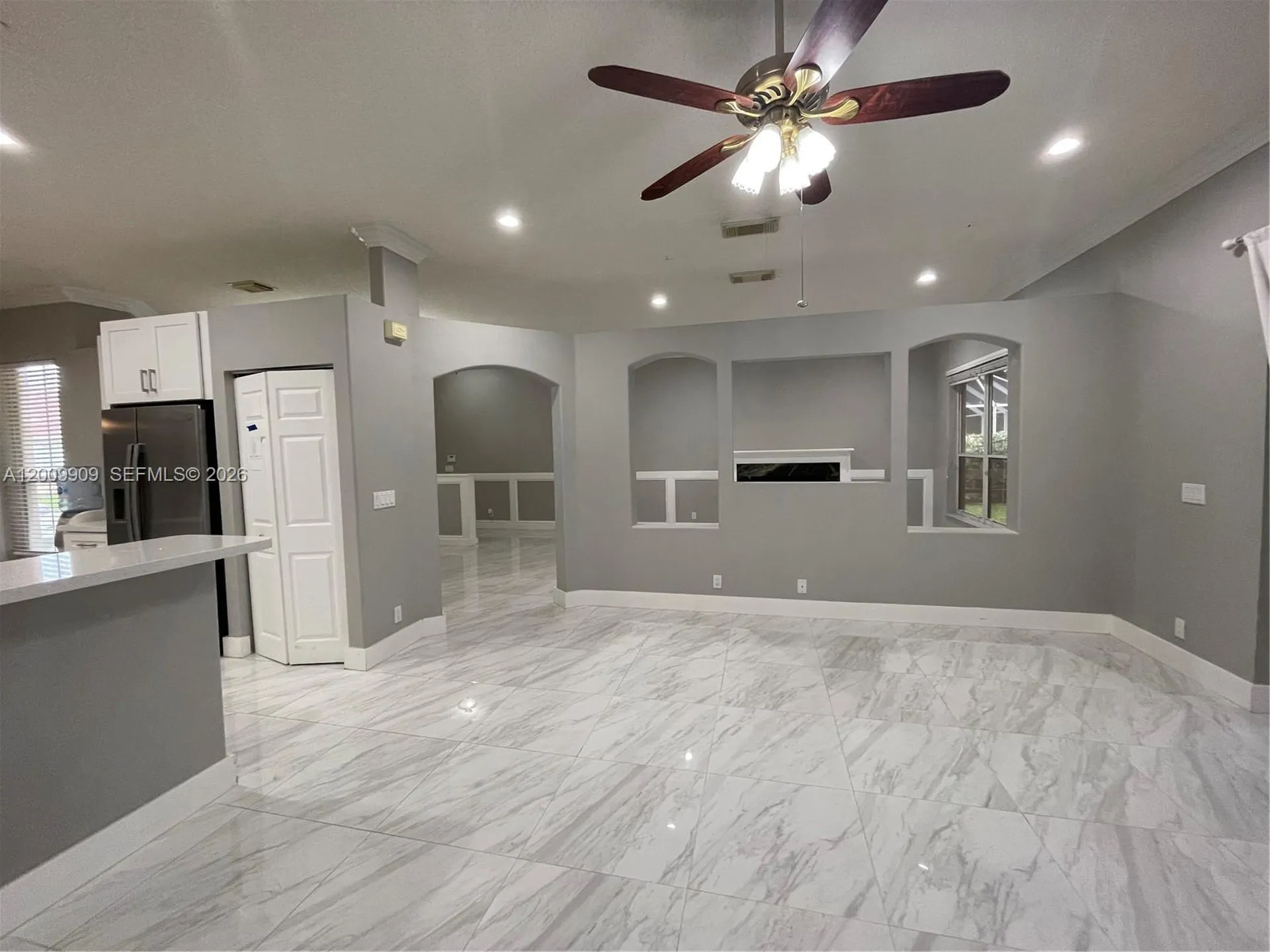 5263 SW 34th Way Hollywood FL 33312