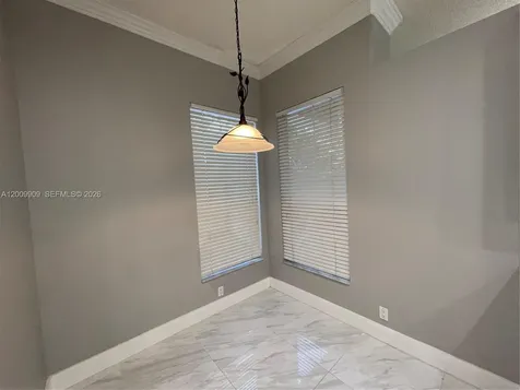 5263 SW 34th Way Hollywood FL 33312
