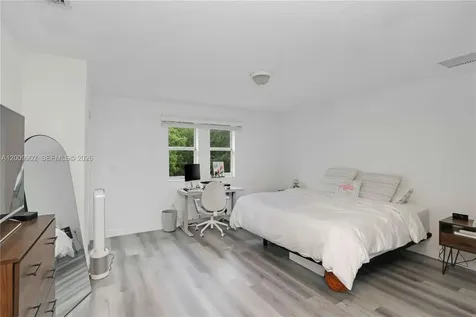 10921 NW 88th Terrace Doral FL 33178