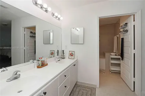 10921 NW 88th Terrace Doral FL 33178