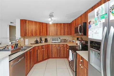 10921 NW 88th Terrace Doral FL 33178