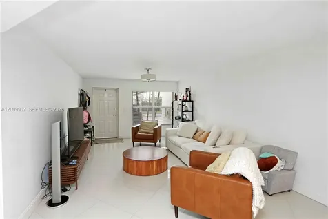 10921 NW 88th Terrace Doral FL 33178