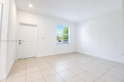 2664 SE 19th Street Homestead FL 33035