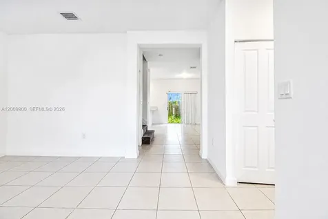 2664 SE 19th Street Homestead FL 33035