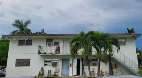 688 SW 6th Street Belle Glade FL 33430