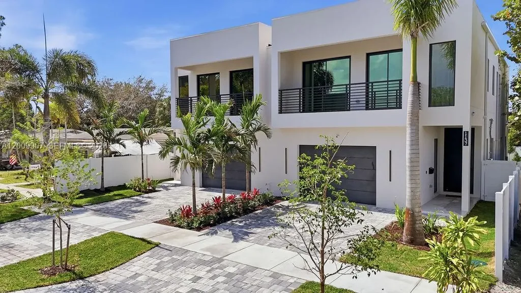 1137 NE 11th Avenue Fort Lauderdale FL 33301