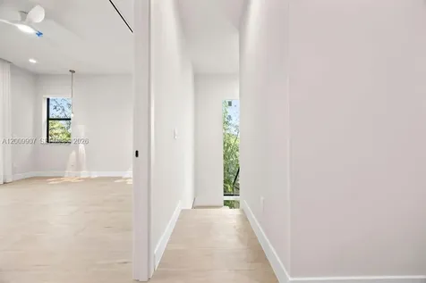 1137 NE 11th Avenue Fort Lauderdale FL 33301