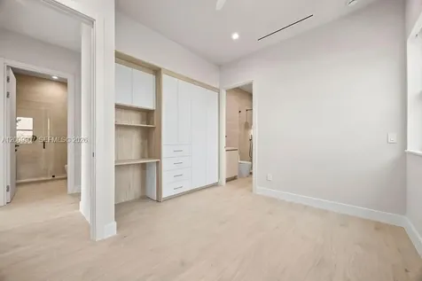 1137 NE 11th Avenue Fort Lauderdale FL 33301