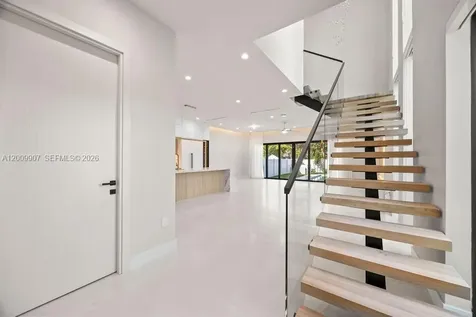 1137 NE 11th Avenue Fort Lauderdale FL 33301