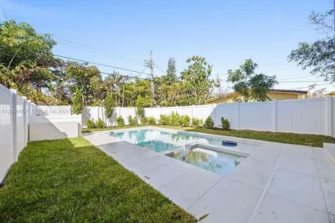 1137 NE 11th Avenue Fort Lauderdale FL 33301