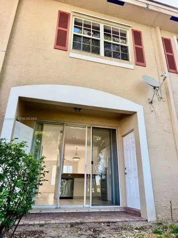 669 NW 42nd Avenue Plantation FL 33317