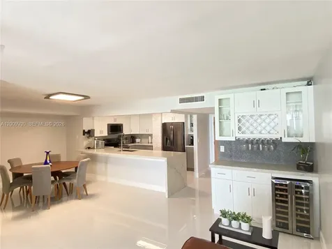 6450 Collins Avenue Miami Beach FL 33141