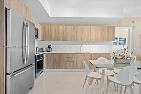 2960 NE 207th Street Aventura FL 33180