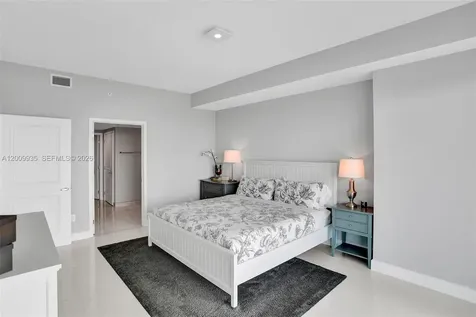 400 Sunny Isles Boulevard Sunny Isles Beach FL 33160