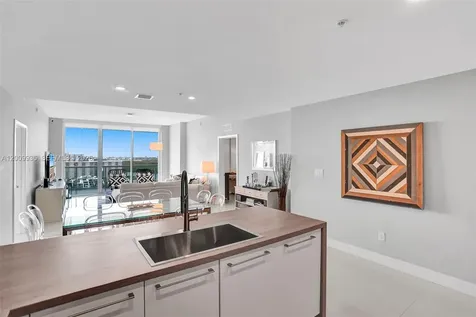 400 Sunny Isles Boulevard Sunny Isles Beach FL 33160