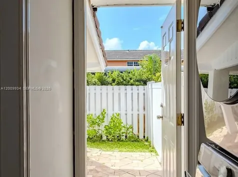 1435 Grant Street Hollywood FL 33020