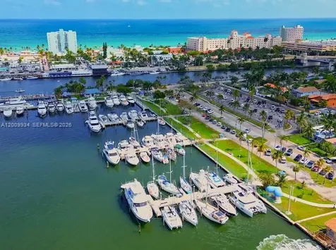 1435 Grant Street Hollywood FL 33020