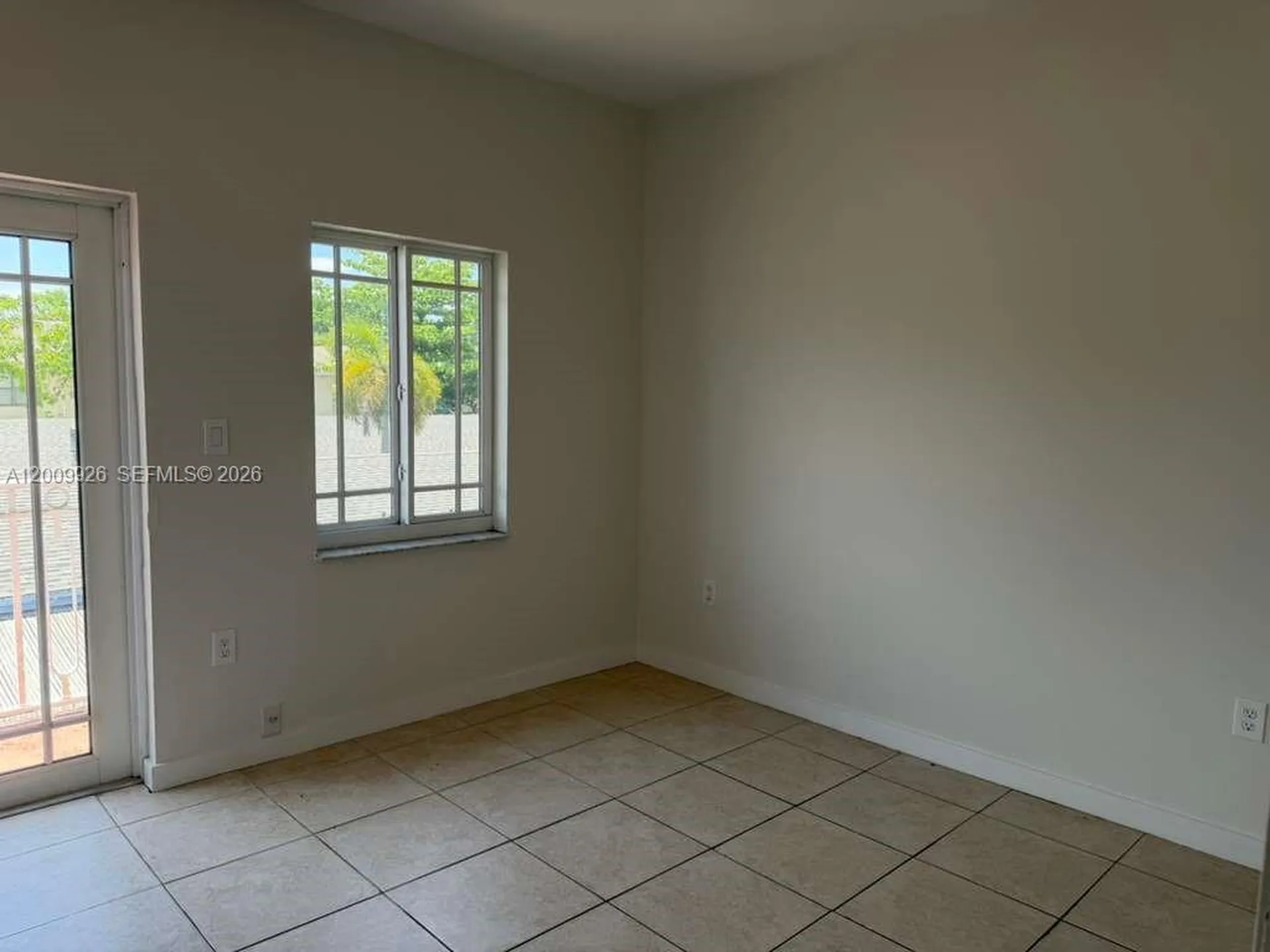 Hollywood FL 33020