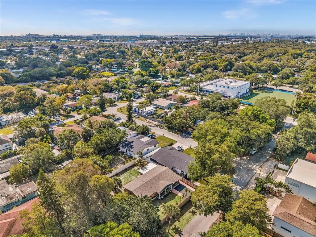 1322 SW 26th Terrace Fort Lauderdale FL 33312