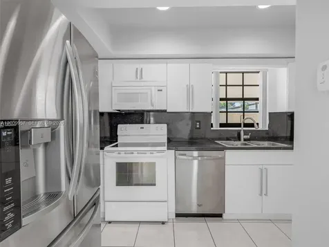 1322 SW 26th Terrace Fort Lauderdale FL 33312