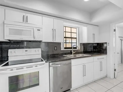 1322 SW 26th Terrace Fort Lauderdale FL 33312