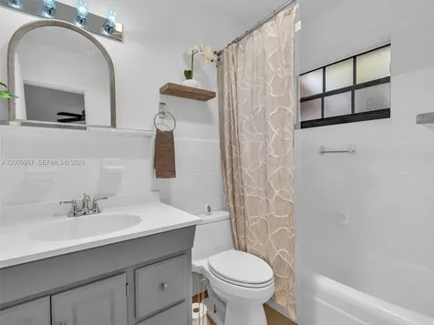 1322 SW 26th Terrace Fort Lauderdale FL 33312