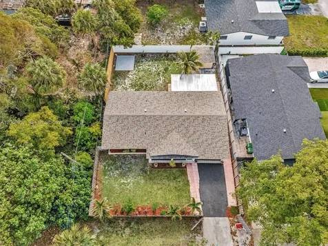 1322 SW 26th Terrace Fort Lauderdale FL 33312