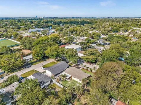 1322 SW 26th Terrace Fort Lauderdale FL 33312