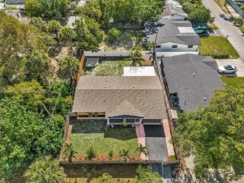 1322 SW 26th Terrace Fort Lauderdale FL 33312