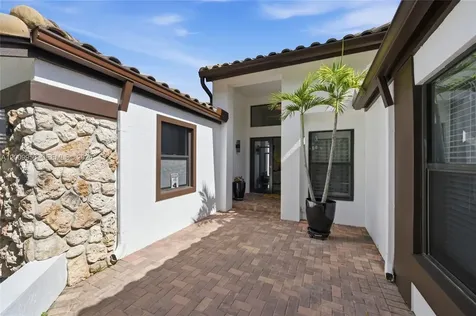10781 NW 18th Drive Plantation FL 33322