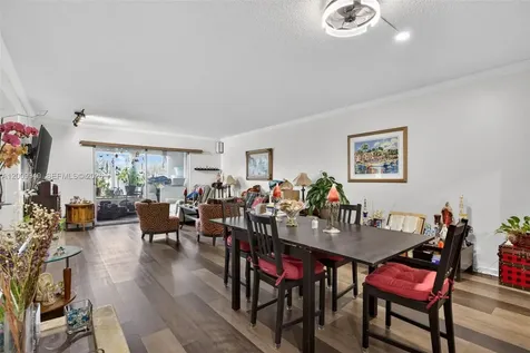 1803 Eleuthera Point Coconut Creek FL 33066