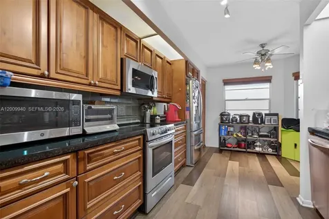 1803 Eleuthera Point Coconut Creek FL 33066