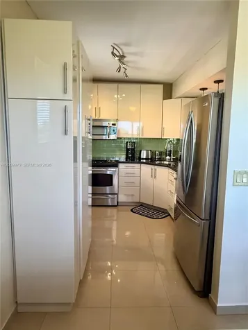 467 Golden Isles Drive Hallandale Beach FL 33009