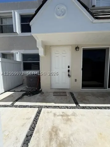 4590 SW 68th Ct Circle Miami FL 33155