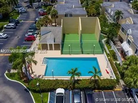 4590 SW 68th Court Circle Miami FL 33155